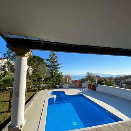 Apartment In 43372 Opatija